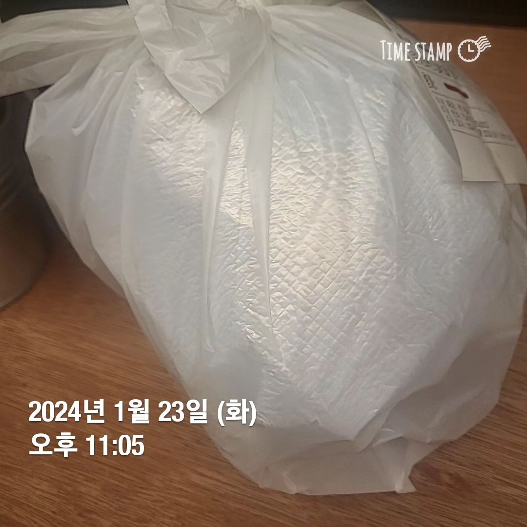 배달 하나 30분씩 줄여보고자 밀리면 잠시 정지..
예전같이 밀려도 받기보단. . 받으시는 입장에서 빠르게 받으실수 있도록 늘 고민하고 또 고민하도록 하겠습니다 🙇‍♀️🙇‍♀️🙇‍♀️