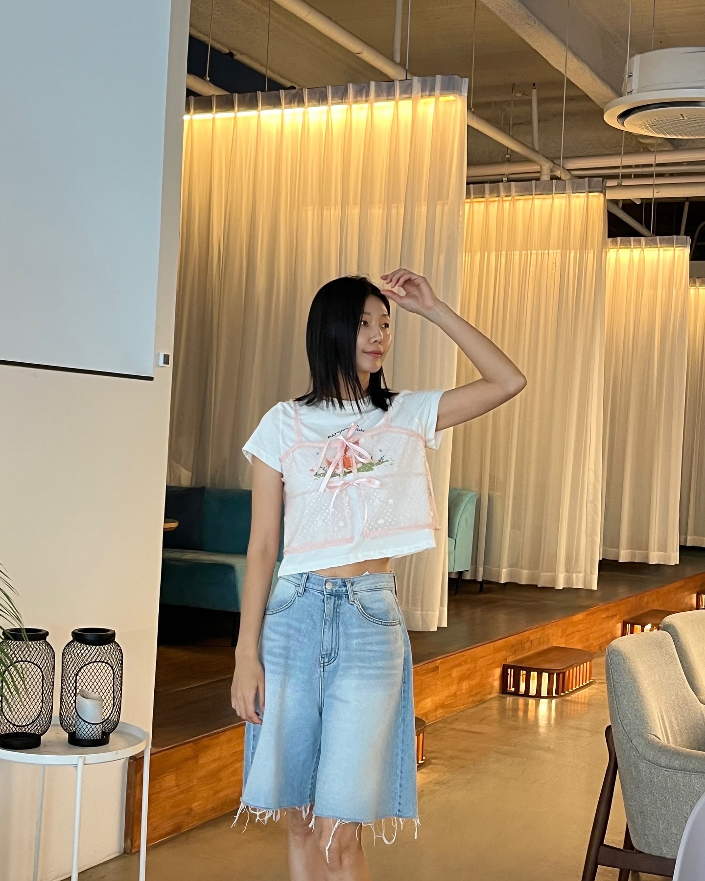 편한옷도 좋아하는데 말이져 🫶✨

#광고 #촬영 #패션모델 #말차라떼 #일상 #mood #fashion