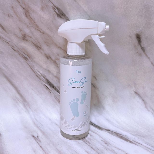 @_amcer0908 on Instagram: "#광고
🛁 발팩 1위 "멍개발팩"을 만든 닥터블리에서 순수 풋샴푸를 새로 출시했어요!
제주 산방산 탄산온처수 함유로 영양성분이 가득 들어 있어서 피부에도 좋은 풋샴푸 전문 조향사가 1000여가지 프리미엄 향을 테스트 한 후 개발한 시그니처 향기.
 3가지향
💚플래쉬 파우더
💚트로피컬 썬라이트
💚멜로우머스크

저는 머스크향을 좋아해서 멜로우머스크향을 선택했어요!
고급진 머스크향이 씻고 난 후에도 계속 맴돌아서 너무 좋았어요🥰 

https://smartstore.naver.com/drvely/products/7874371334

#광고#풋샴푸#풋케어#발샴푸#발관리#발케어#발냄새완화#발냄새제거#가려움완화#풋클렌징#인생풋샴푸#풋샴푸추천"
