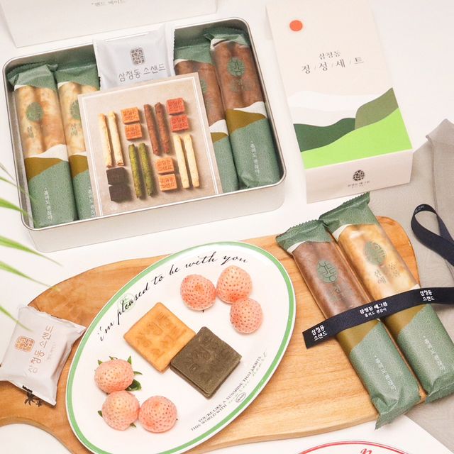 요미소미 ◡̈ on Instagram: "#광고 ✔️스마트스토어 https://smartstore.naver.com/egg-roll @scd_eggroll.official #삼청동에그롤#삼청동소샌드#설선물#설날선물#설날선물추천#명절선물#명절#명절선물세트#부