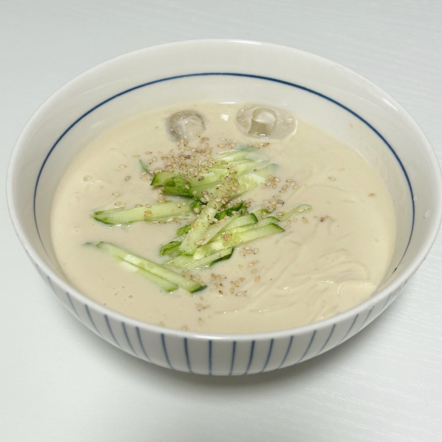 집콩국수 꽤맛있음😋
.
.
.
.
.
.
.
.
.
.
#콩국수 #콩국수맛집 #당진 #집콩국수 #콩물 #저메추 #저녁메뉴 #저녁밥상 #홈스타그램 #신혼밥상 #저녁메뉴추천 #집밥 #집밥스타그램 #집밥그램 #집밥메뉴 #먹스타 #먹팔 #먹팔해요 #맛스타그램 #일상 #당진사는서울댁 #신혼 #신혼일상 #좋아요 #맞팔