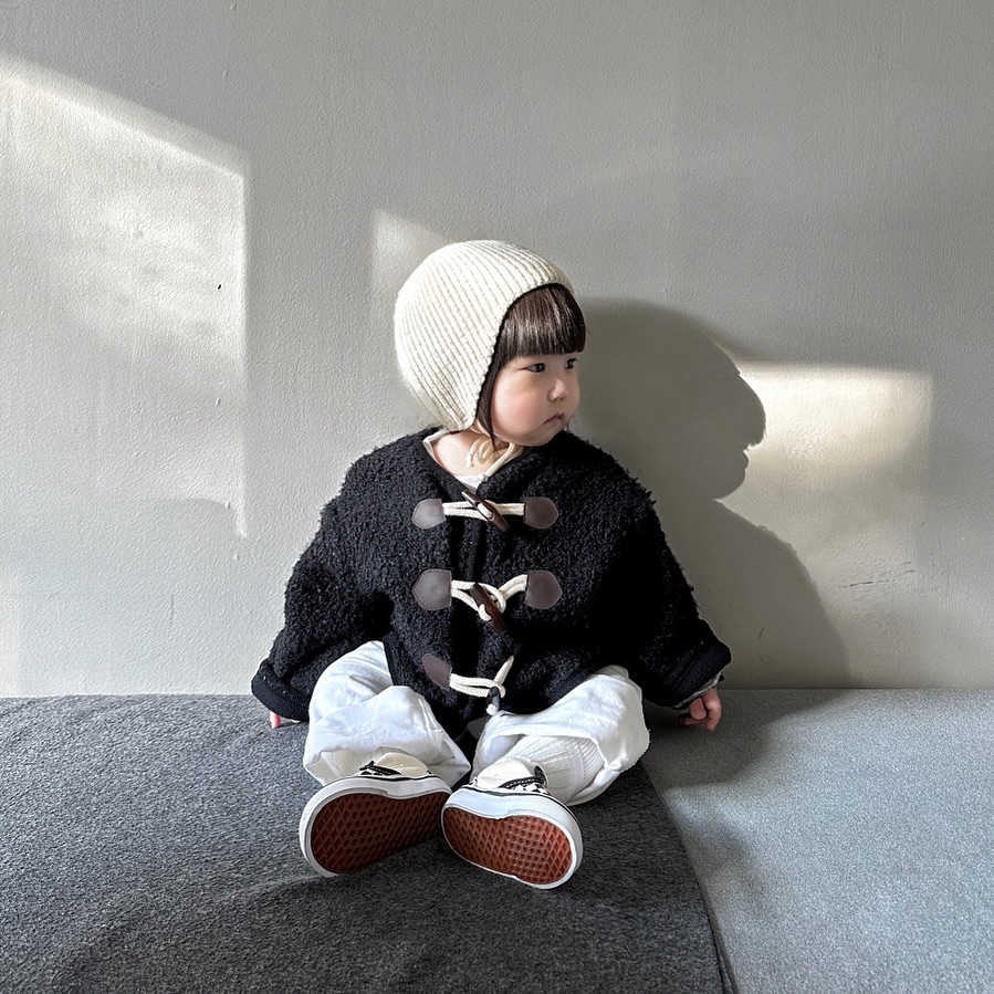 #인형 이세요?

울애기 인형이 따로없네♥(*ૂ❛ัᴗ❛ั*ૂ)♥

.

.

.

#babyootd #아기코디 #15개월아기 #딸랑구 #아기모델 #베이비모델 #babymodel #babyselfie #드타미프로젝트 #detamyproject
