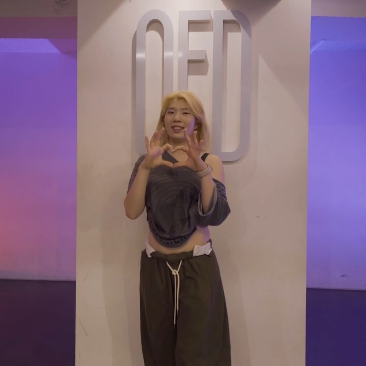 잔향이 가득 진득한 사람이 되고파요😳🍀
-
#choreography seoa4ma 
#music official.tnx sounditsme - Love or Die (Sole ver.)
#place ofd_onlyforward 
-
#allkchoreography #thenewsix #sole #loveordie 
#ofddancestudio #쏠 #러브 #다이 #choreo #dance #dancer #dancestudio