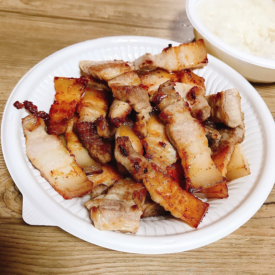 전체적으로 먹거리는 정말 아쉬웠던 강릉여행
-
네이버 오픈시간이랑 다르게 문닫은 집들도 많고
이정도 맛들은 집근처에서도 충분히 맛볼수 있을듯🥲