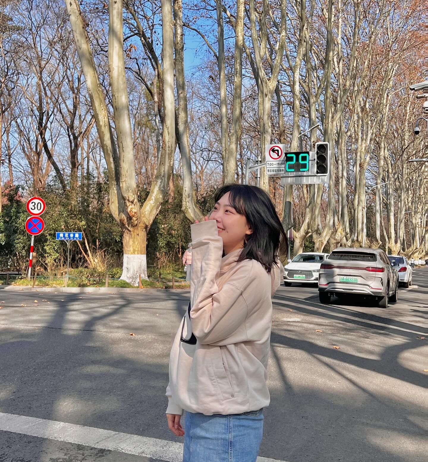 🕊️🕊️🕊️

#南京旅行 #난징여행 #중국여행지추천 #비둘기밥주기