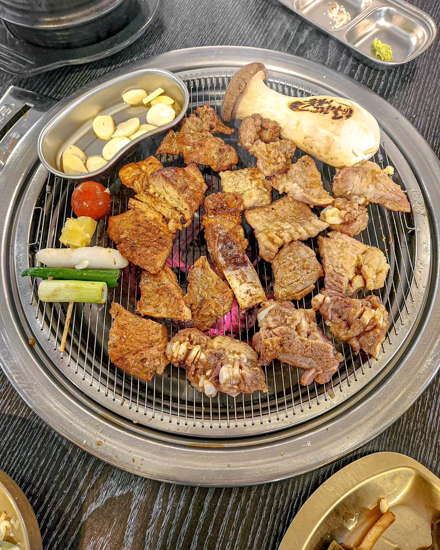 #광고 #협찬

▪️숯불이그린갈비

#숯불이그린갈비#하남동고기집#하남동고기#하남동돼지갈비#광주갈비#광주돼지갈비맛집#광주고기#하남동맛집#광주돼지갈비

-월~일 11:00~22:00
**격주 일요일 휴무