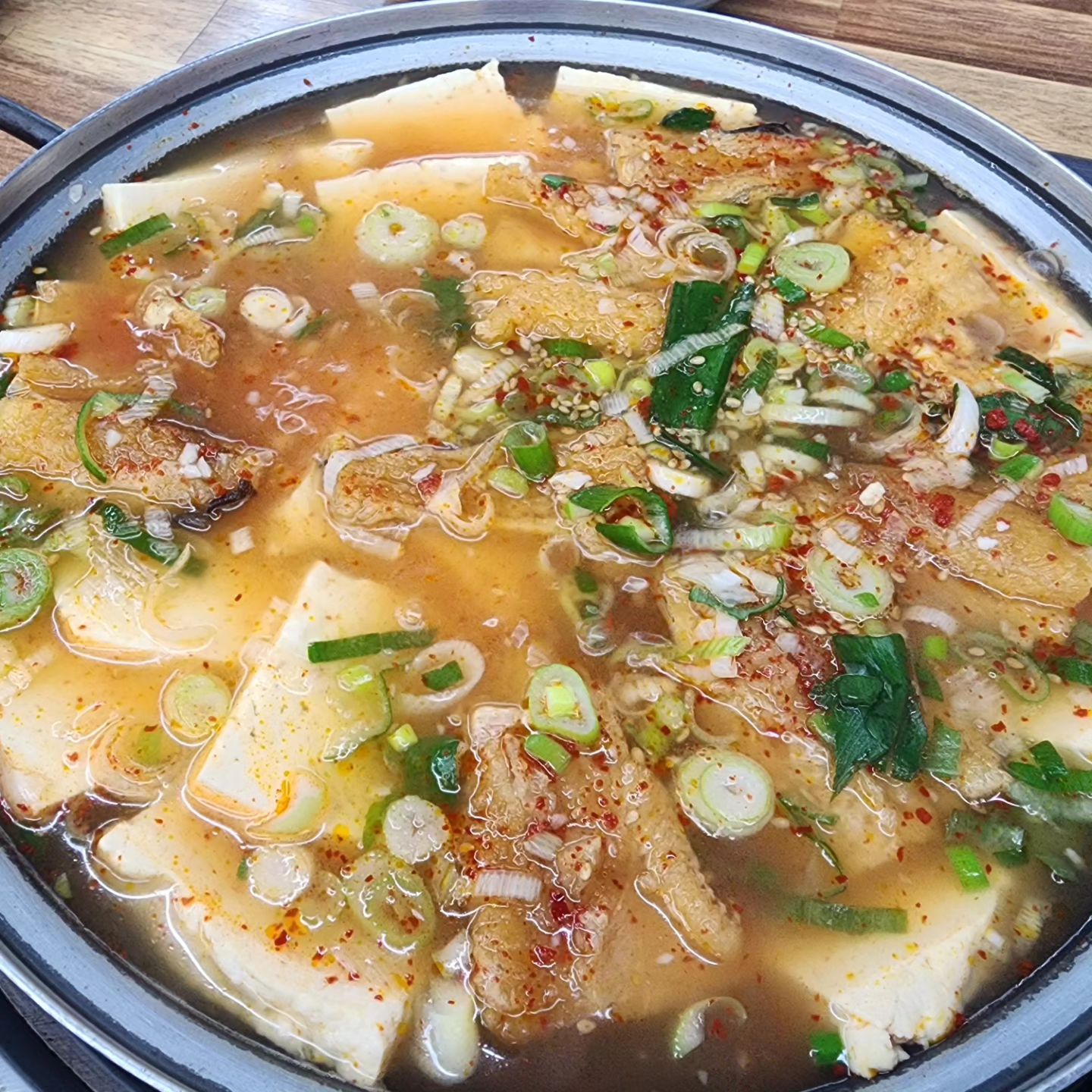 😋😋😋😋😋😋
한놈만 패는 서타일
나 말고 울 남편🤣
#황태두부전골 
#그만먹고싶다
#근데맛있어
.
#고모네콩탕#두부전골#황태전골#남양주맛집#사릉맛집#내돈내산#좋아요#좋아요환영#좋아요추천#좋아요그램#좋아요반사#좋반#맛집#선팔#맞팔#선팔맞팔#먹팔#먹팔해요#먹팔환영#먹팔러#먹팔스타그램#맞팔해요#맞팔환영#맞팔스타그램#맞팔러#맞팔러환영#식탐여왕화들짝
