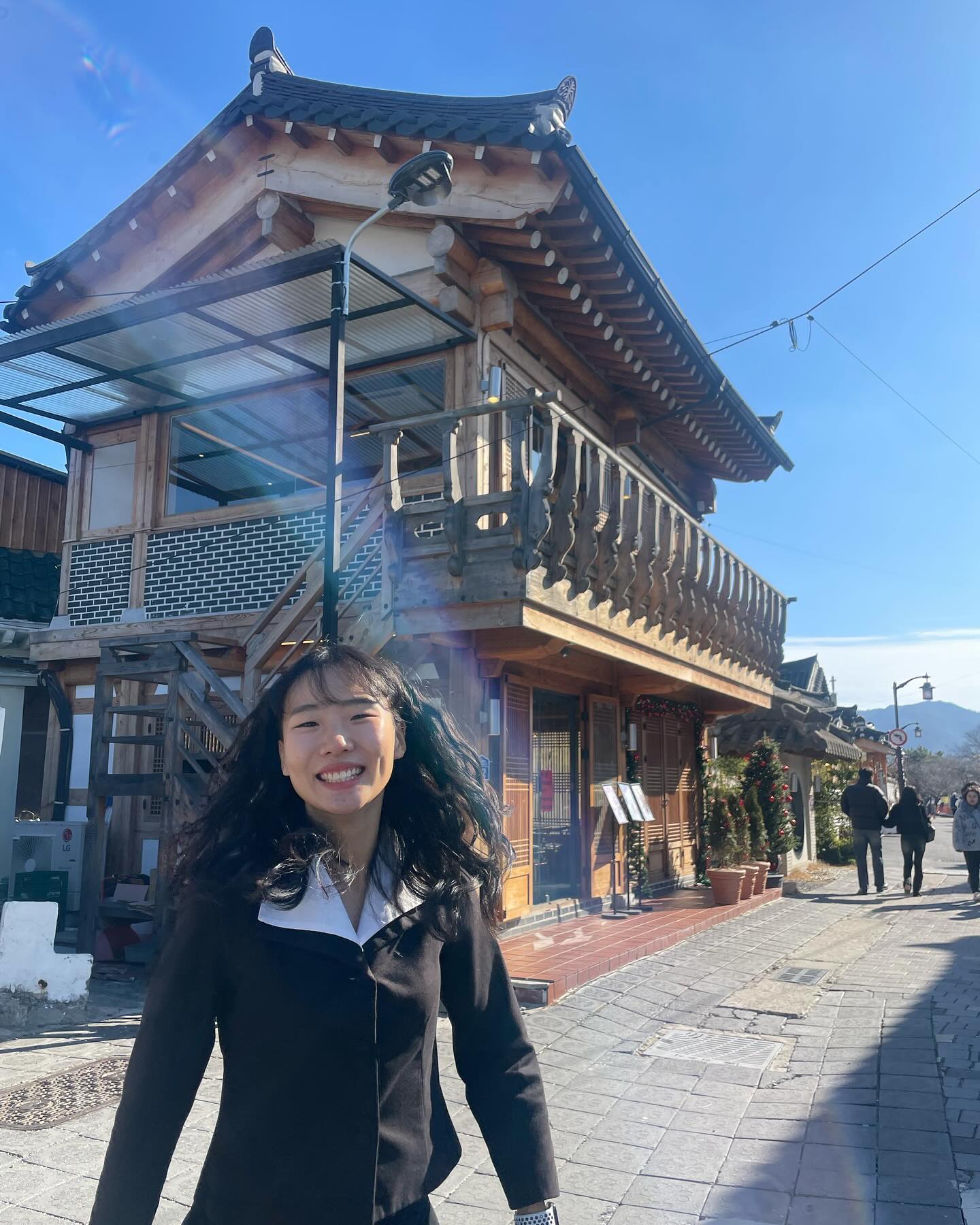 #🇰🇷 #경주 
청춘을 여기 쏟아낸 다음
향수보다 짙게 남겨둔다