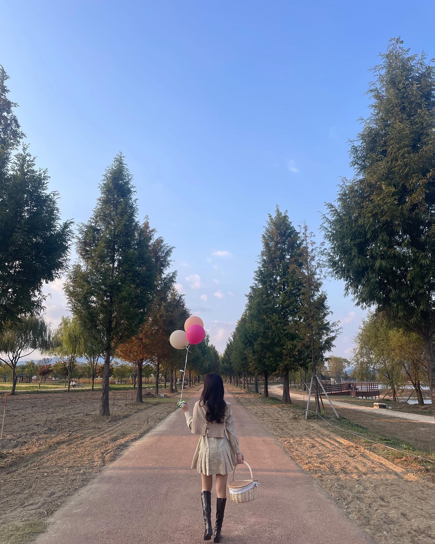 이렇게 추워지는거 반칙이야(⑉･̆༥･̆⑉)

#대구근교여행 #오늘너무행복행복해요 #피크닉추천 #가을여행