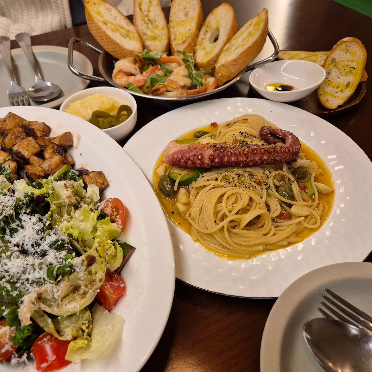 #오퍼스
#산본맛집 #산본파스타 #문어파스타 #문어스파게티 #산본역맛집 #산본데이트 #군포맛집