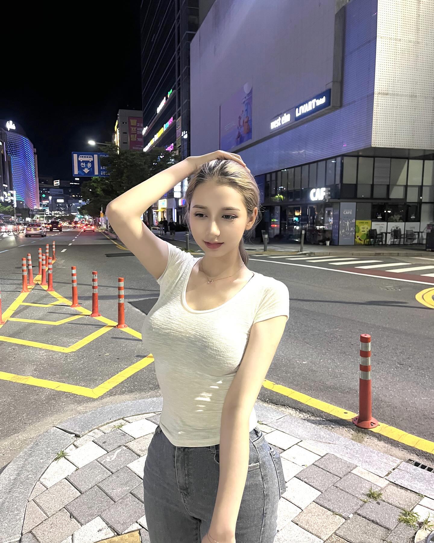 어 ?