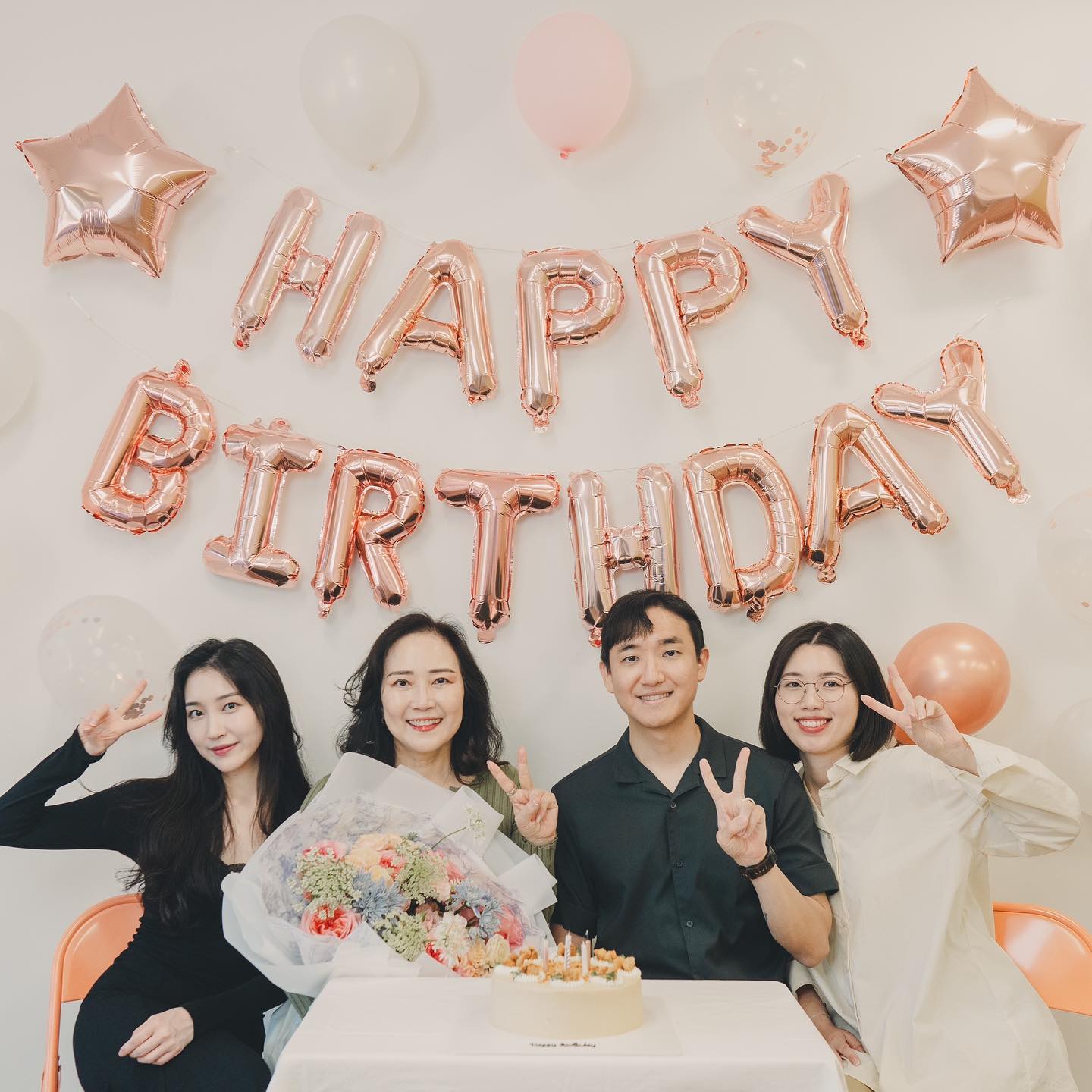 최고로 예쁀 울엄마 생신날 내가 더 신나버렸쥬
📸 studio.nearanddear