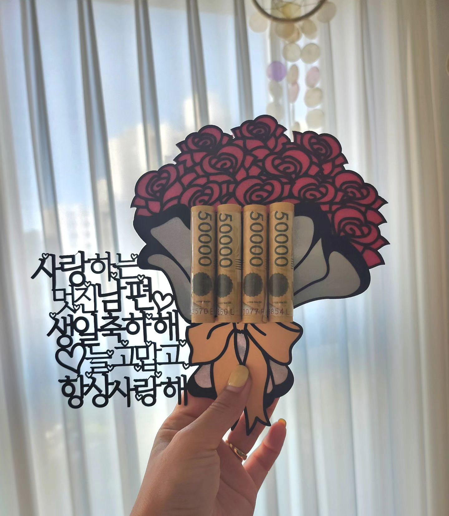 24.05.19 우리집 가장 생일❣️

생일 전날부터 먹다가 지친 주말 👨‍👩‍👧
덕분에 처음 가본 #더뷔페앳인터불고
는 생각보다 퀄리티가 너무 좋았다! 배터지게 먹고 산책도 하고 백화점 샤핑도 하고 즐거웠던 신랑님 🎂 
원하던 가족모자도 사고 2kg씩은 불을 것 같은 불태운 주말🤭 생일 축하해🫶 

#신랑생일 #더뷔페앳인터불고 #배터진주말 #가족나들이👪 #신세계백화점 #축하해요