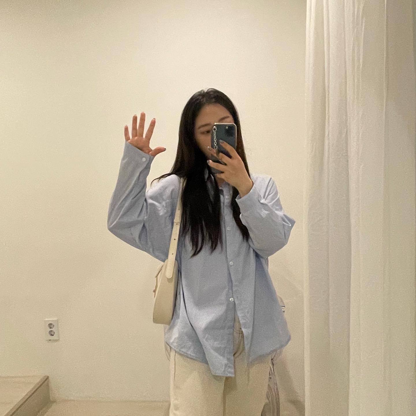🖐🏻☁️