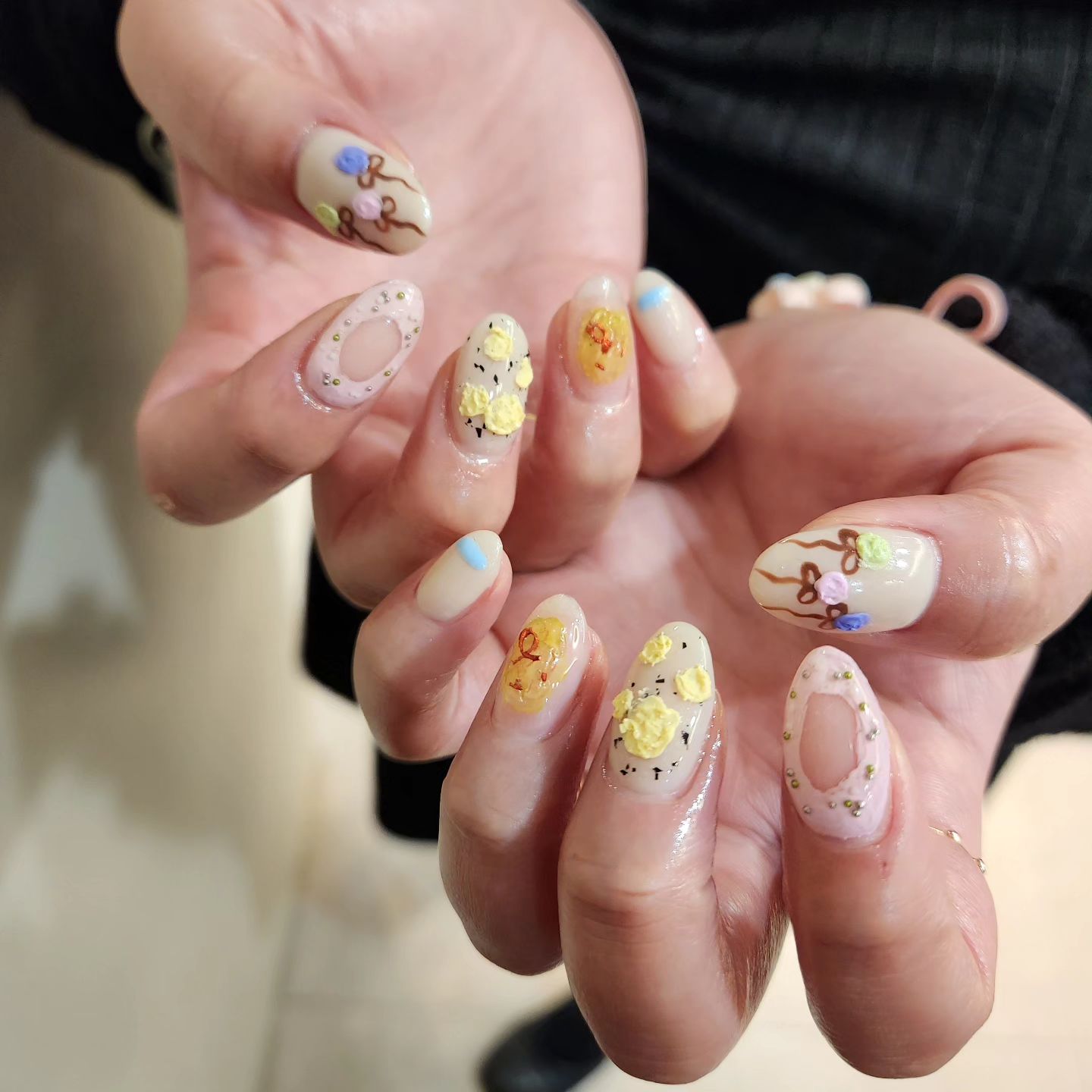 #nailwizard #오늘도빠르게지나가는하루 
#힐링조지러 #홍대투어🏃🚶🏃🚶🏃🏃 
#내일출근실화냐🤦🏻‍♀️ #급기분좋았다가우울🤭