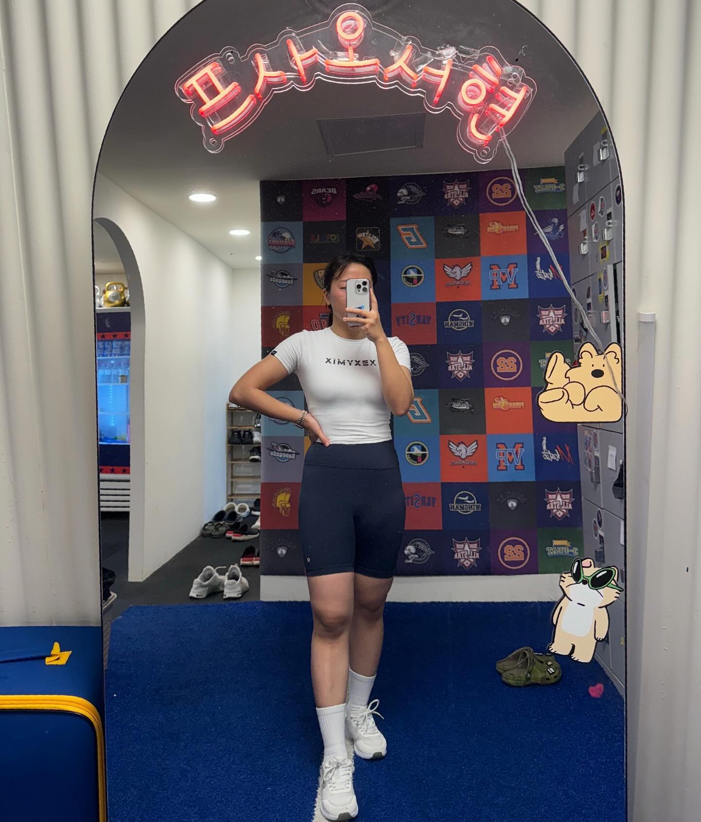 끝나지않은 프사오데이 오늘은 화이트🤍 그리고 점점 더 튼튼해지는거같은데 내인생에 뼈말라는 없을까요?💪🏻

#프사오데이
f45_seohyeon 
f45_training_korea