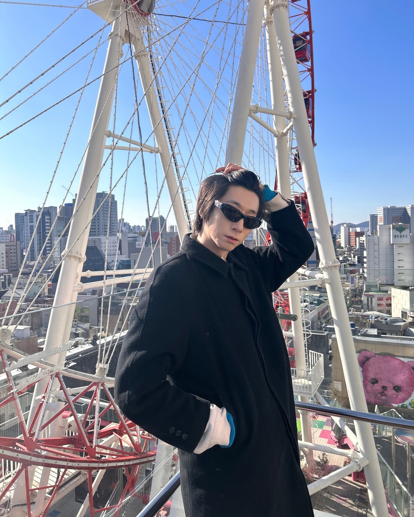 #광고 
✨Nova Black / Black UV Lens 선글라스✨
맨 인 블랙: 인터내셔널이 생각나는 선글라스🔥

brand: hybition musinsa.official 

#무신사 #하이비션 #y2k #쇠맛 #레트로 #선글라스 #노바