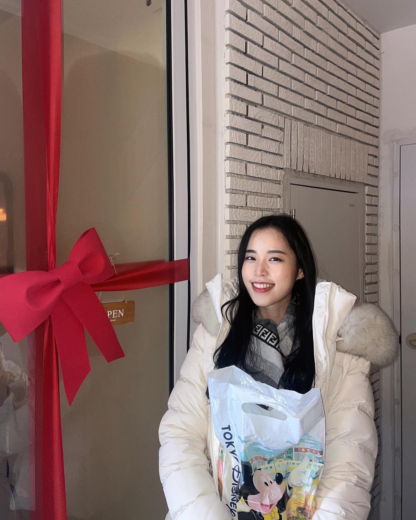 2022년 한 해 다들 고생 많으셨어요ෆ

마지막 하루도 행복하게 마무리 하시고 내년에도 잘 부탁드려요!! 모두모두 행복한 새해 되세요❤️

(Feat. zuzeroo 가 여행가서 사온 선물🎁)