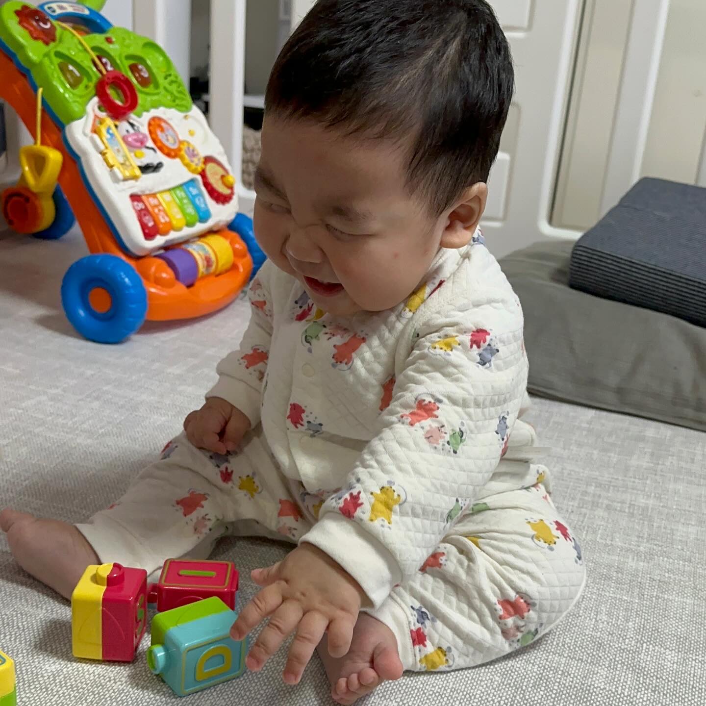 웃음바이러스 오복스👶🏻

#8개월아기#토끼띠아기#귀엽