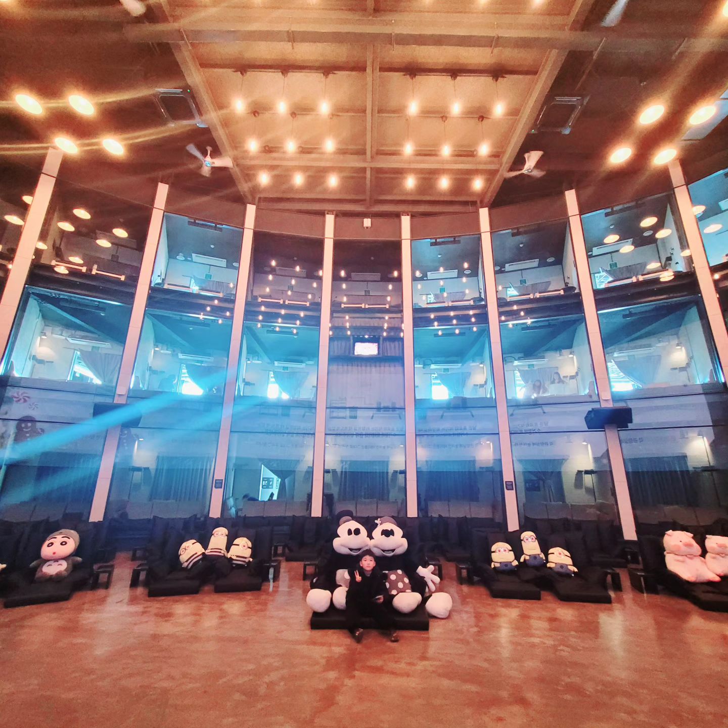 #새해 #복많이받으세요 #🙇‍♀️

새해부터 국뽕 차오르는 '노량' 감상
역시 이순신 장군님은 👍

#영화공장 #영화공장_덕계 #노량 #아들스타그램 #잼민이아들 #초등아들램