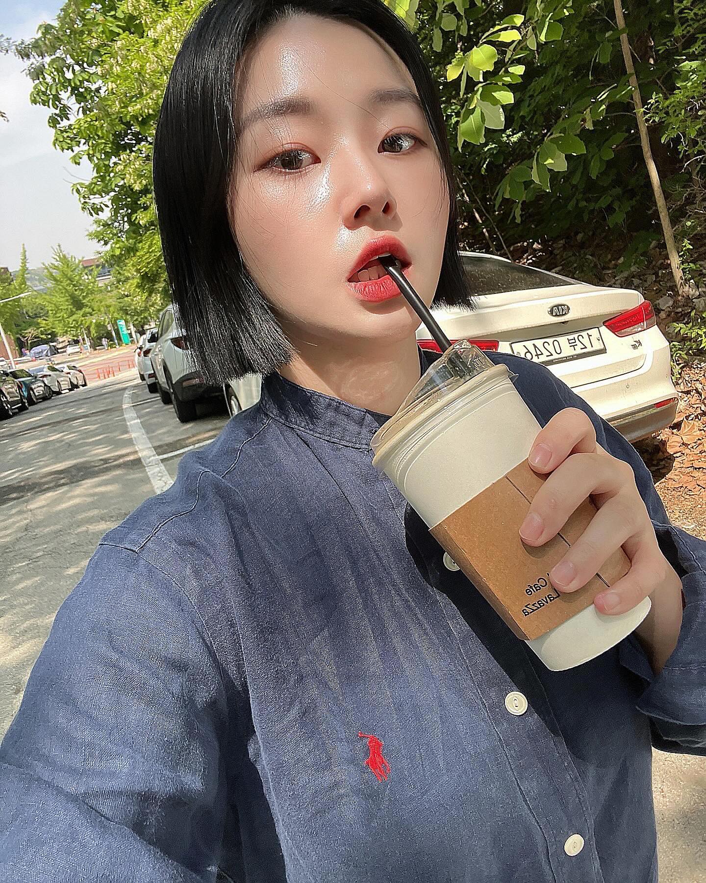 서울 부처님은 오늘 같이 좋은 날 왜 눈물을 뚝뚝 흘리시나용 ~~~~~ ㅠ 🪷 ~~~~~