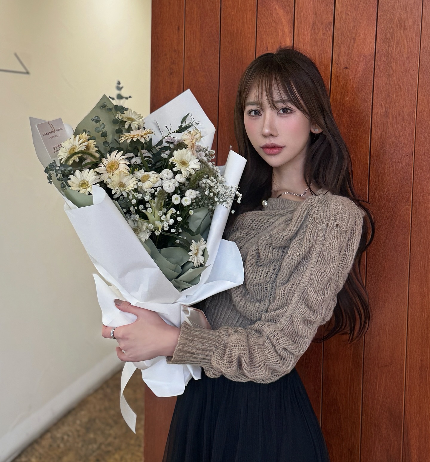 헤어지자고? 나 헤어디자이넌데? 

#여자머리스타일 #긴머리스타일 #애쉬브라운 #매트브라운 #브라운염색 #물결웨이브 #물결펌