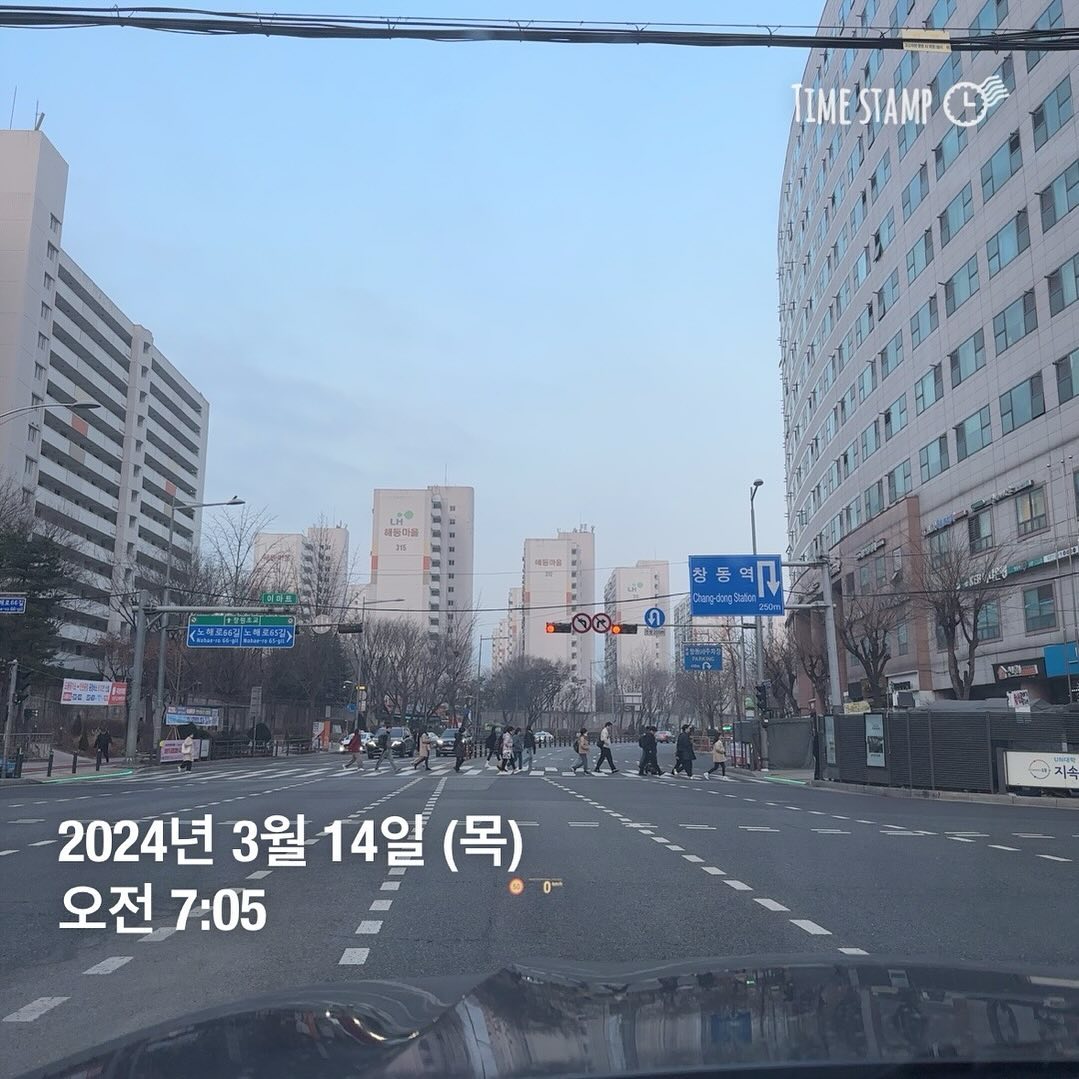 #굿모닝 

오늘도 모닝 수영완료
확실히 해는 길어졌네

다시금 수영루틴 잡아가는중
달리기 루틴도 잡아봐야지 ㅎ

#모닝수영 #새벽수영 #수영하는아저씨 
#수영스타그램 #운동스타그램💪
