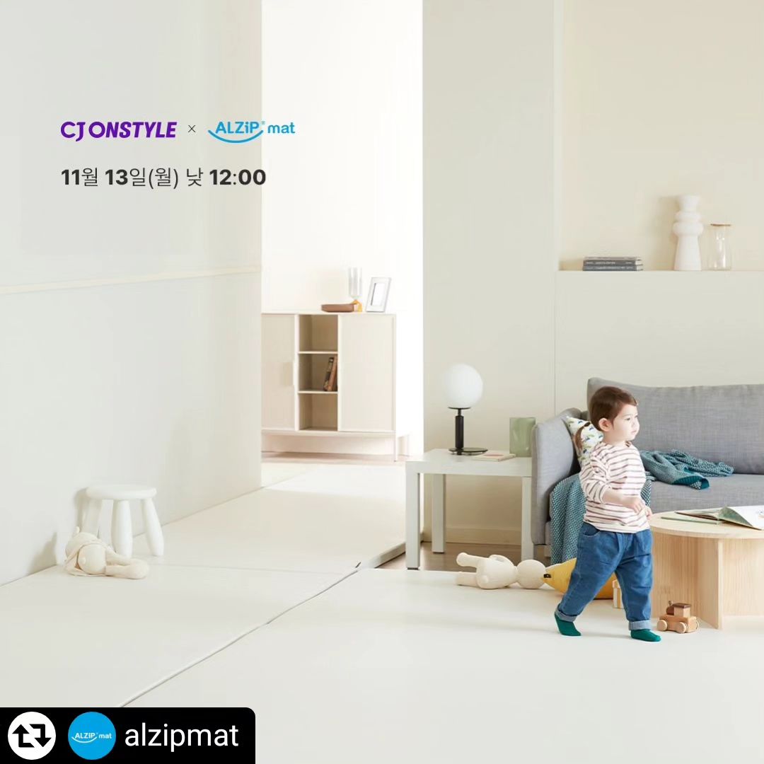 #리그램 - alzipmat by get_regrammer
🤍 알집매트 X CJ ONSTLYE 🤍

11월 13일은 매트사기 좋은 날🤗🫶🏻
#더블제로매트 #복도제로매트 #베이비룸

✨ 베이비룸 세트 구매시 안전세트 증정!
✨ 구매후 포토상품평 작성 전고객 에그빈백 증정!
✨ 방송중 추첨 구매인증 경품 증정!

🏷 알집매트 카카오톡 채널추가 하시면
방송 시작 알림을 받아볼 수 있습니다 😇

📢 더블제로매트 CJ온스타일 방송
- 일자 : 2023년 11월 13(월) 낮 12시
- 제품 : 더블제로매트 / 베이비룸 / 복도제로매트
- 혜택 : 최저가 혜택 및 사은품 증정

#알집매트 #특허받은알집구조 #아기매트 #유아매트 #유아매트추천 #거실매트 #국민매트 #복도매트 #층간소음매트 #아기가있는집 #예비맘 #초보맘 #출산준비 #육아꿀템 #육아일상 #육아 #아기매트추천 #토끼띠맘 #토기띠아기 #용띠맘 #용띠아기 #alzipmat