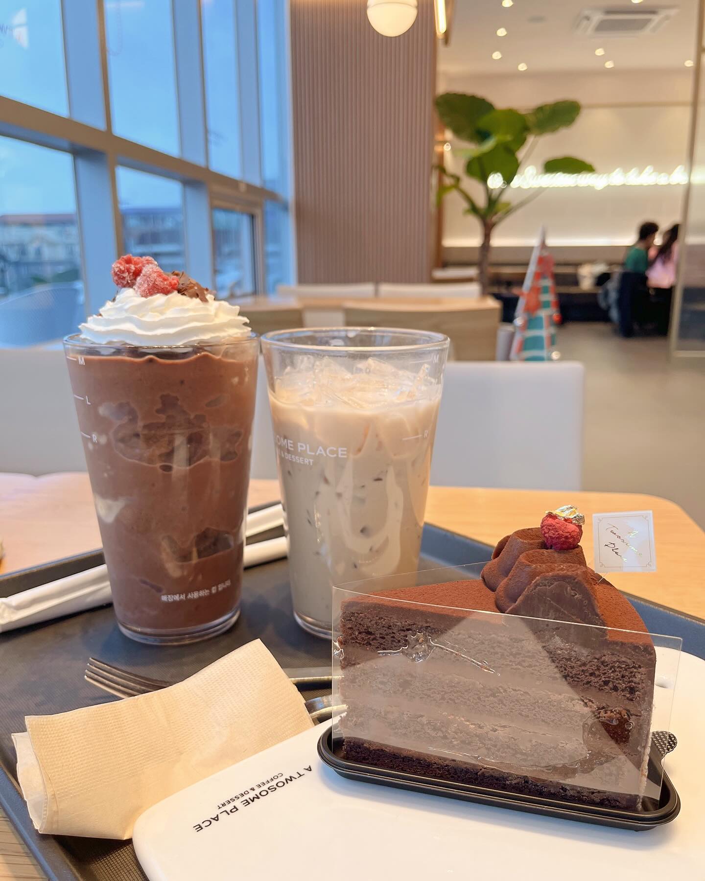 🧡

임신전엔 전혀 안먹던 달달구리들

#둘째넌뭐냐
#잡식성인가