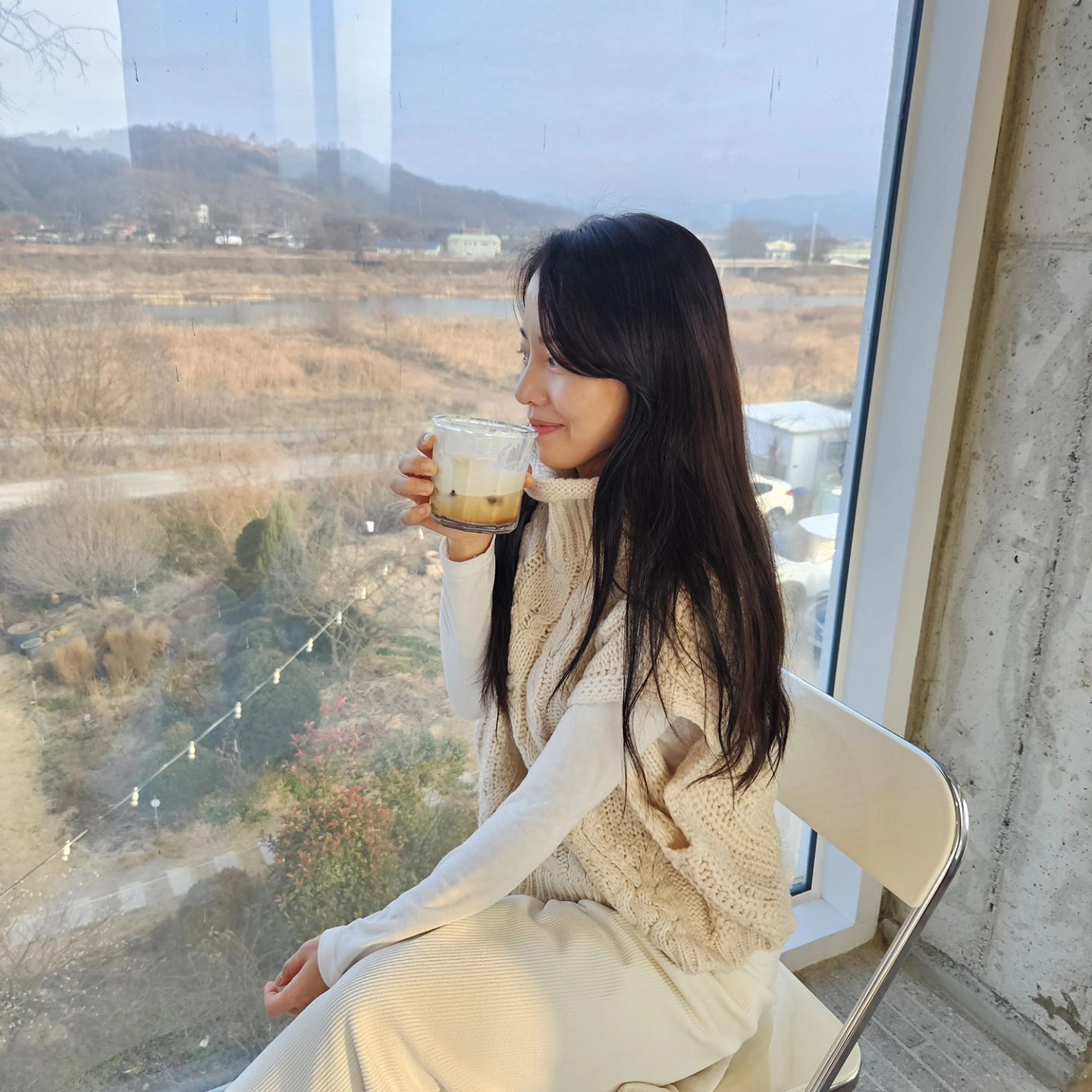 내몸은 내가 지킨다! 날이 추워진다고 지방곁이 두꺼우ㅓ지는 아이러니한 상황 😋 
빵실빵실 한 내 모습을 지켜보다가 .... tmi