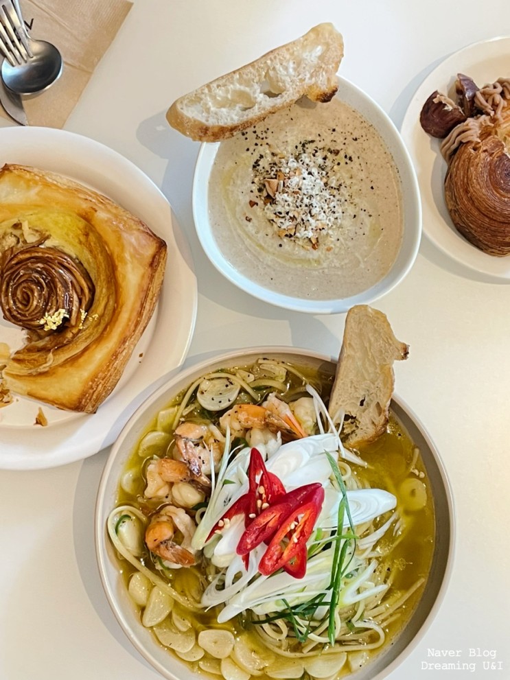 판교 브런치카페, 빵과 브런치가 맛있는 판교역맛집으로 인정해