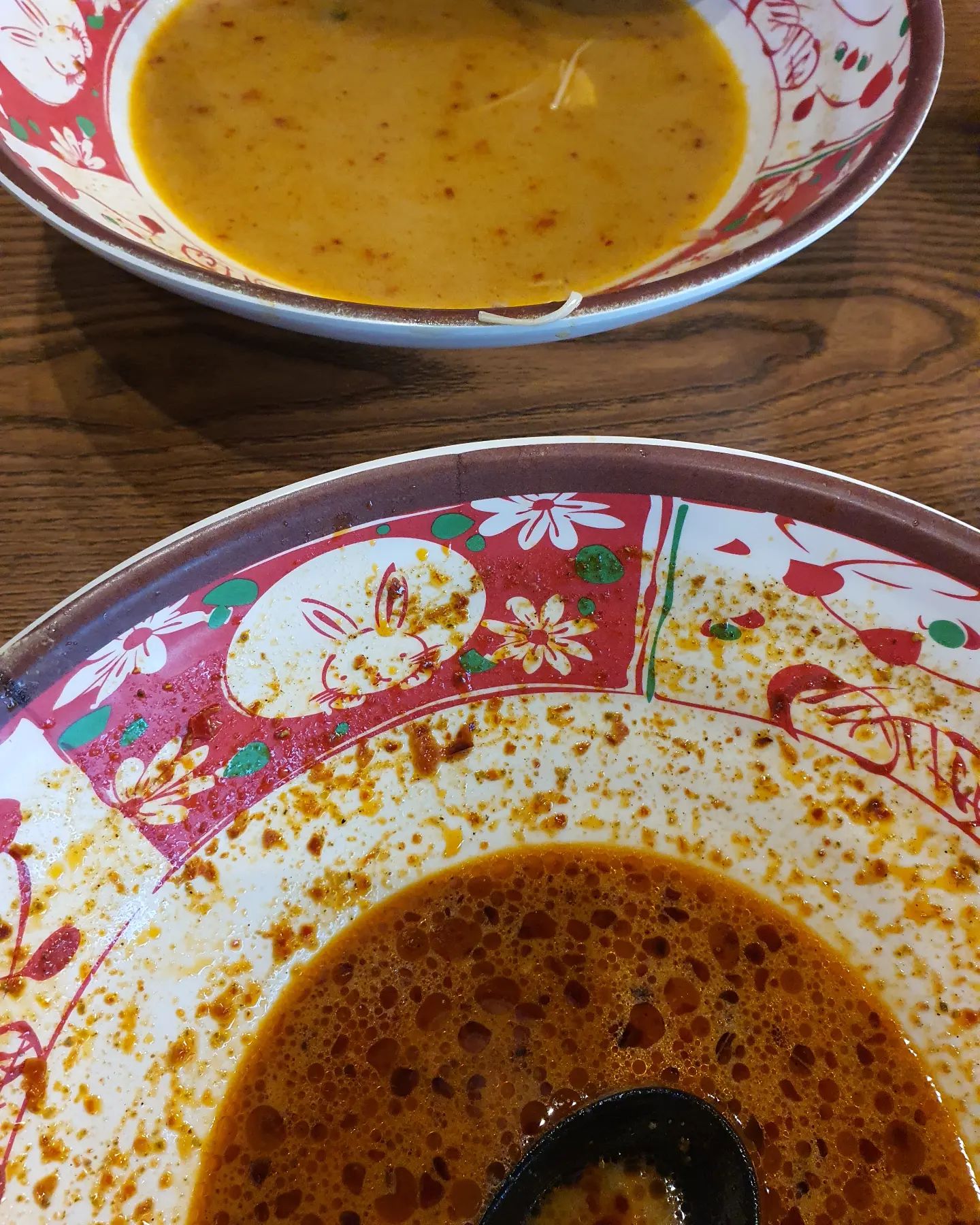 같은 마라탕인데 색 차이 🤣
매운 맛 3단계 얼얼한 맛 4단계 딱 좋아 😎
.
#먹스타그램 #마라탕