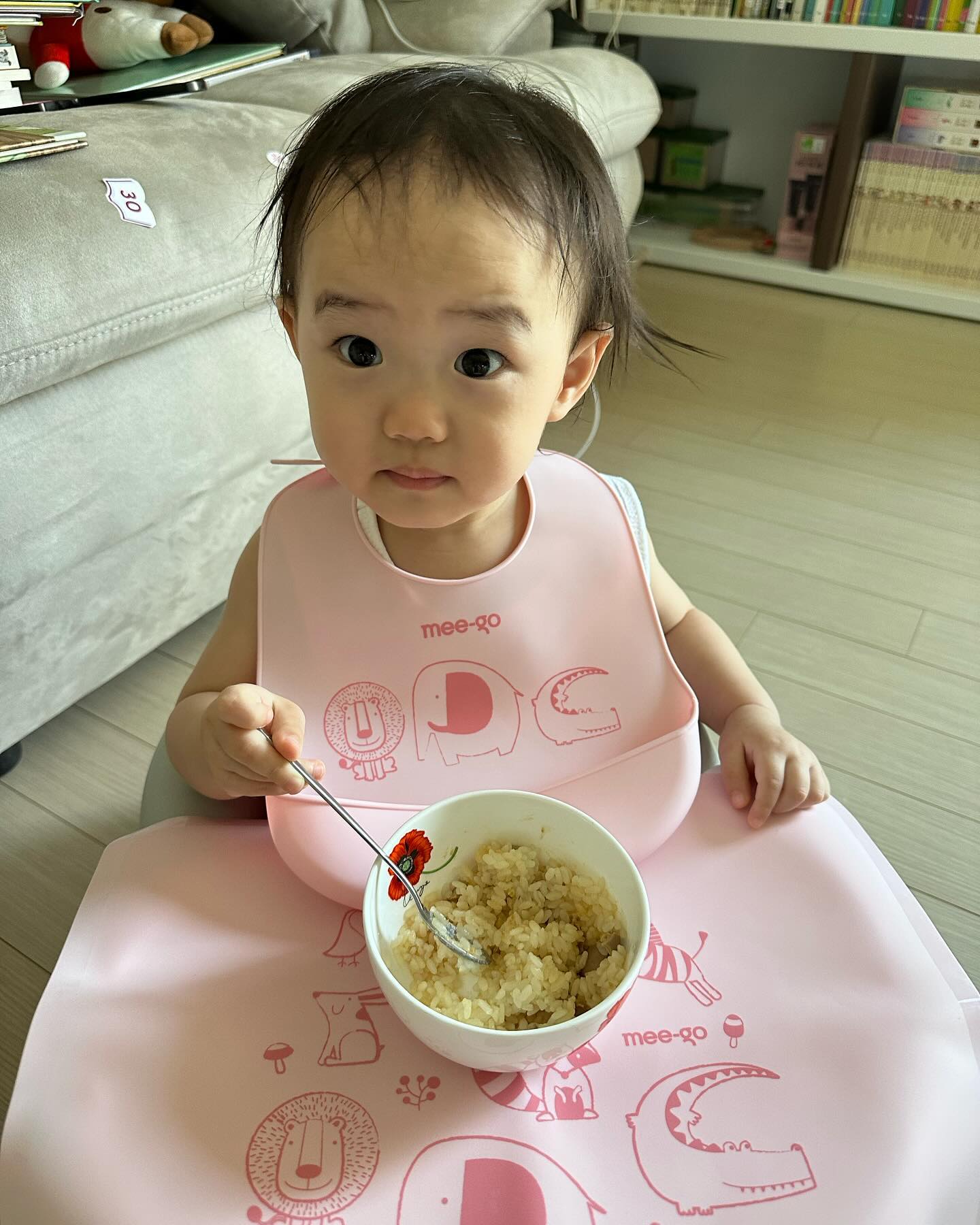 혼자서도 잘먹는 맘마
(사실 다남김)