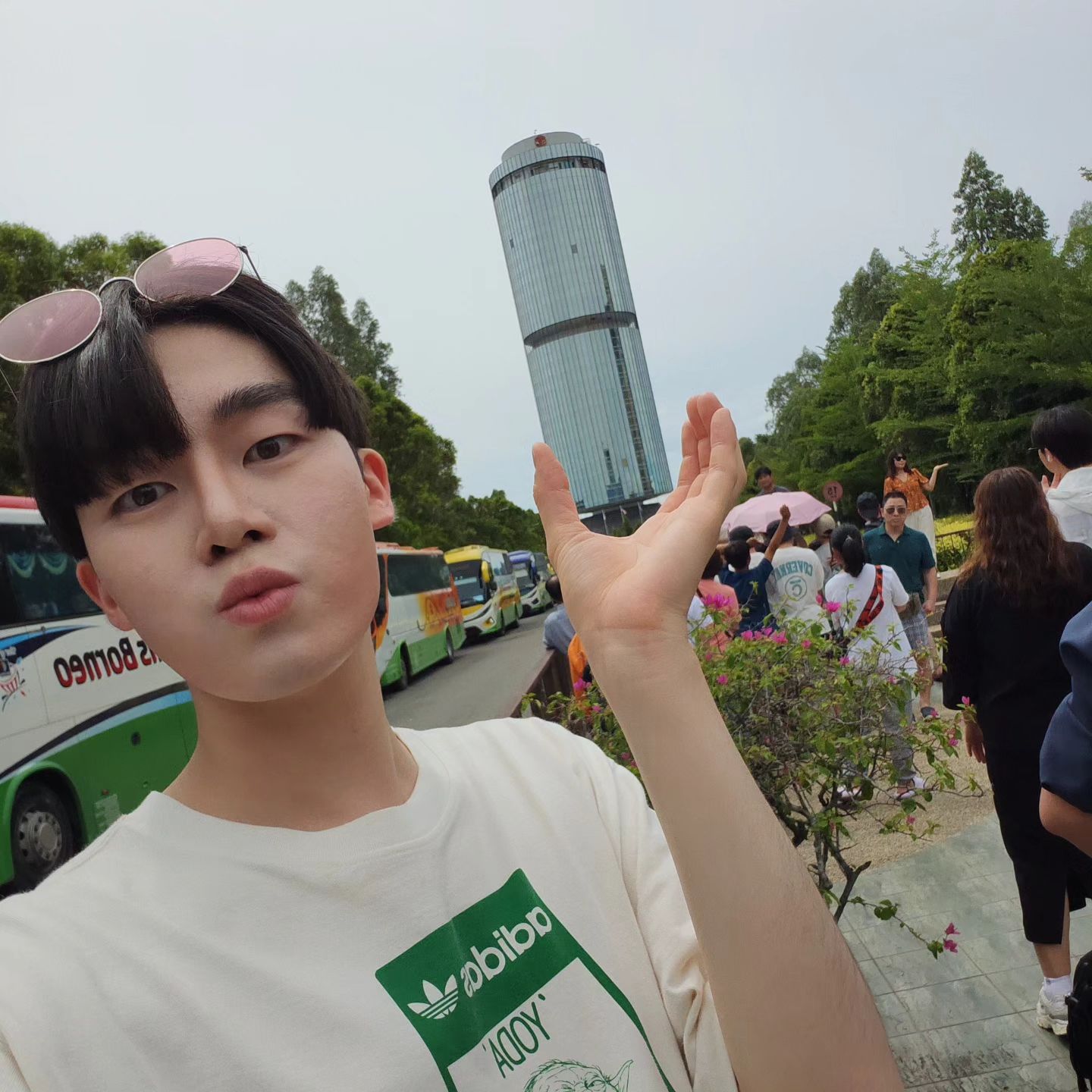 기울어진 무언가🫠