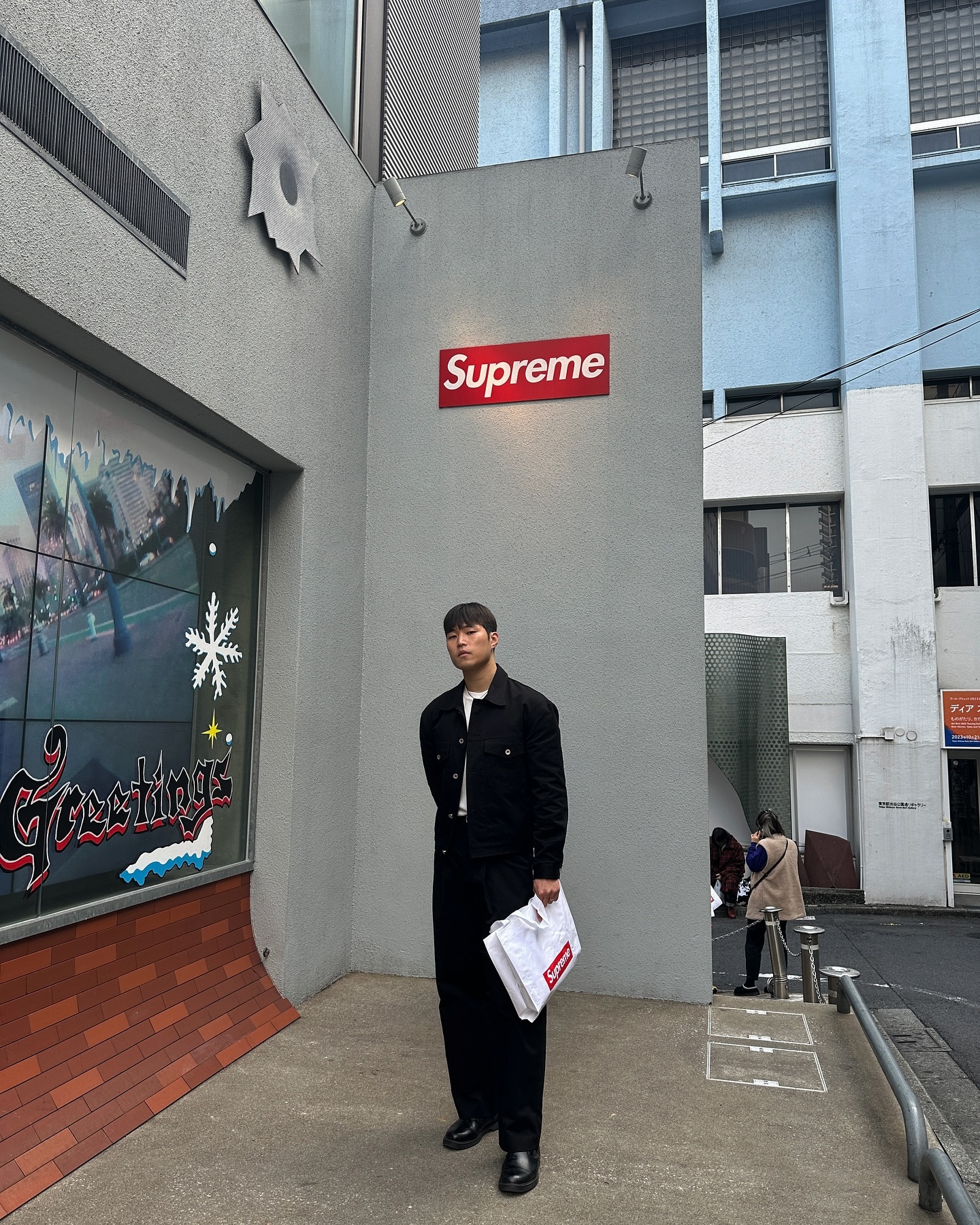 처갓집양념슈프림
.
.
.
#슈프림 #supreme #일본 #도쿄 #시부야 #신주쿠 #japan #東京 #新宿 #tokyo