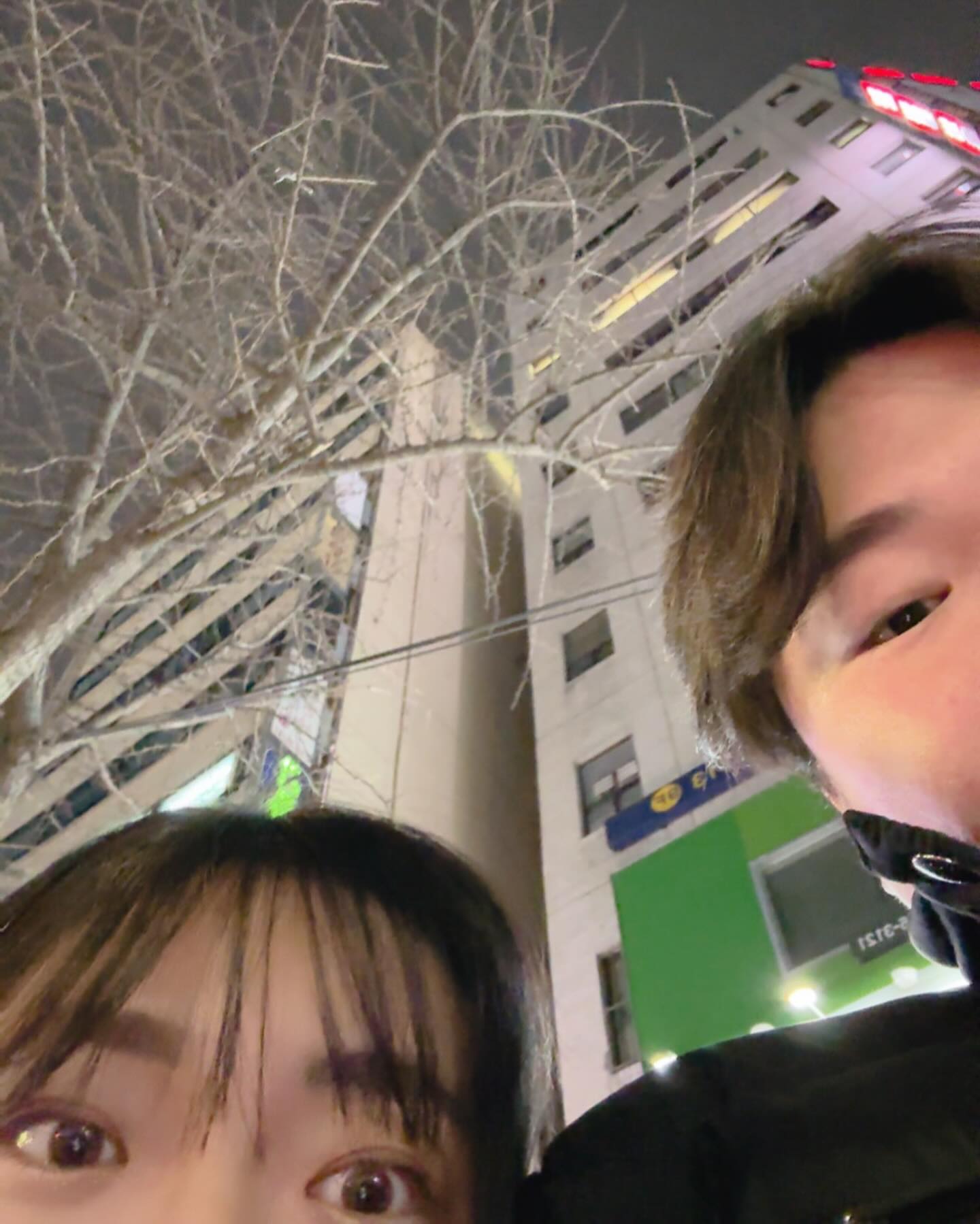 서울데이트 성공적🫶🏻 

하빈쌤이랑 사진 못 찍은게 넘나리 아쉽 🥺

#일상 #daily #🐯❤️🐥 #서울데이트 #종각역 #우미관극장 #하빈쌤플러팅 #스탠드코미디 #개꿀잼