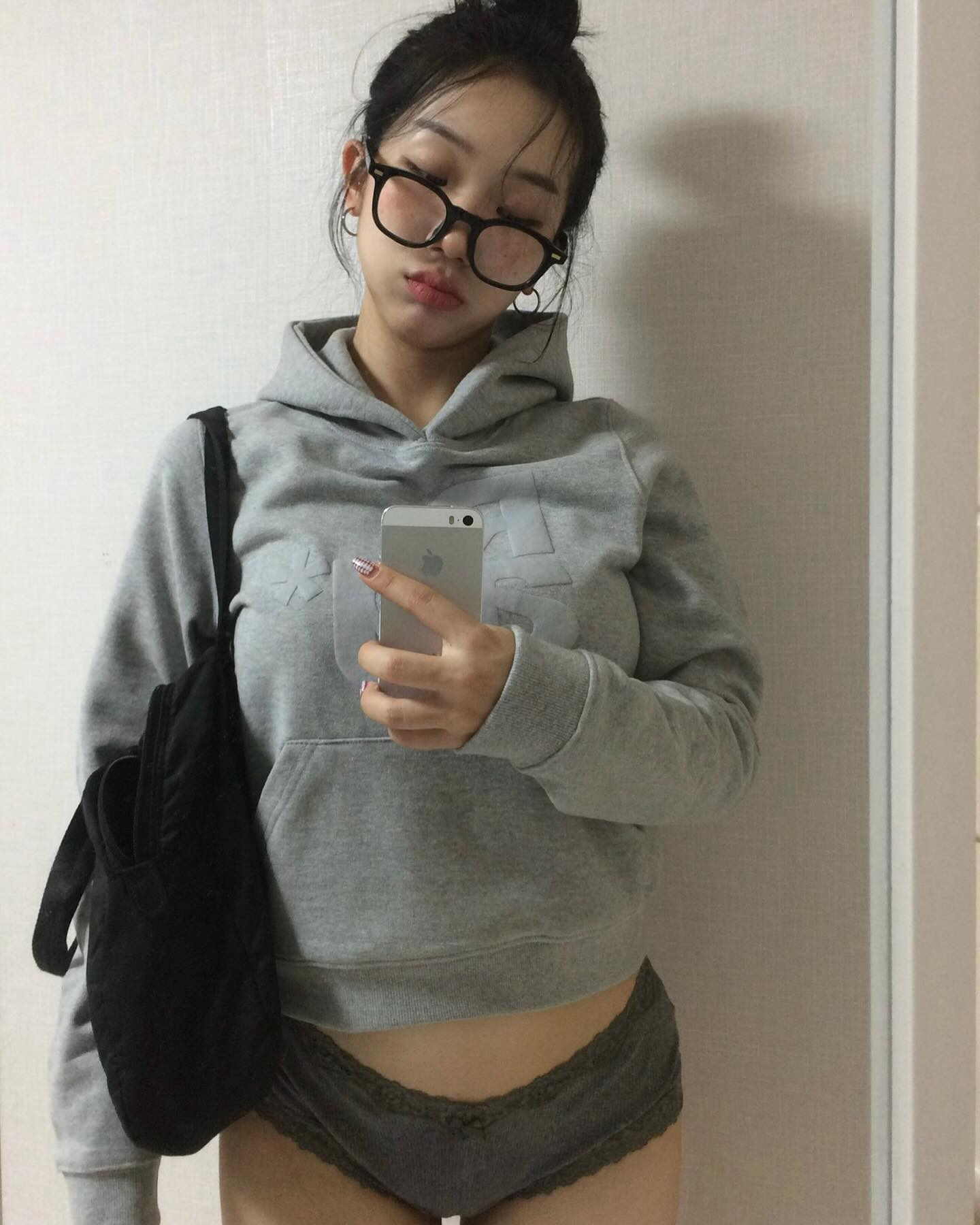 thecoldestmoment #gift 🫵🏿❤️ 벌써 가을 타서 귀여운 후드티 개시했자너…