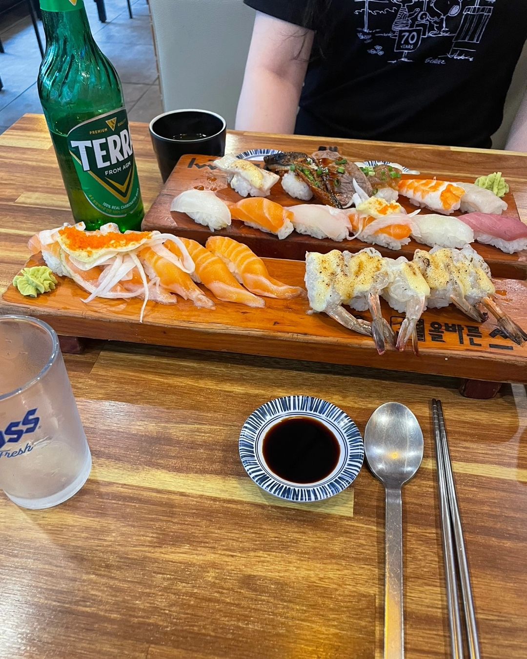 동네 초밥맛집 등극...!!!!!
진짜 존맛탱구리~특히 불초밥은 여기서만 먹을 수 있는 특별한맛♡
자주올게오ㅠㅠㅠㅠ저 단골할래여...♡♡
#올바른스시 #강서구맛집 #강서구스시맛집 #화곡역스시맛집 #화곡역초밥 #화곡역맛집