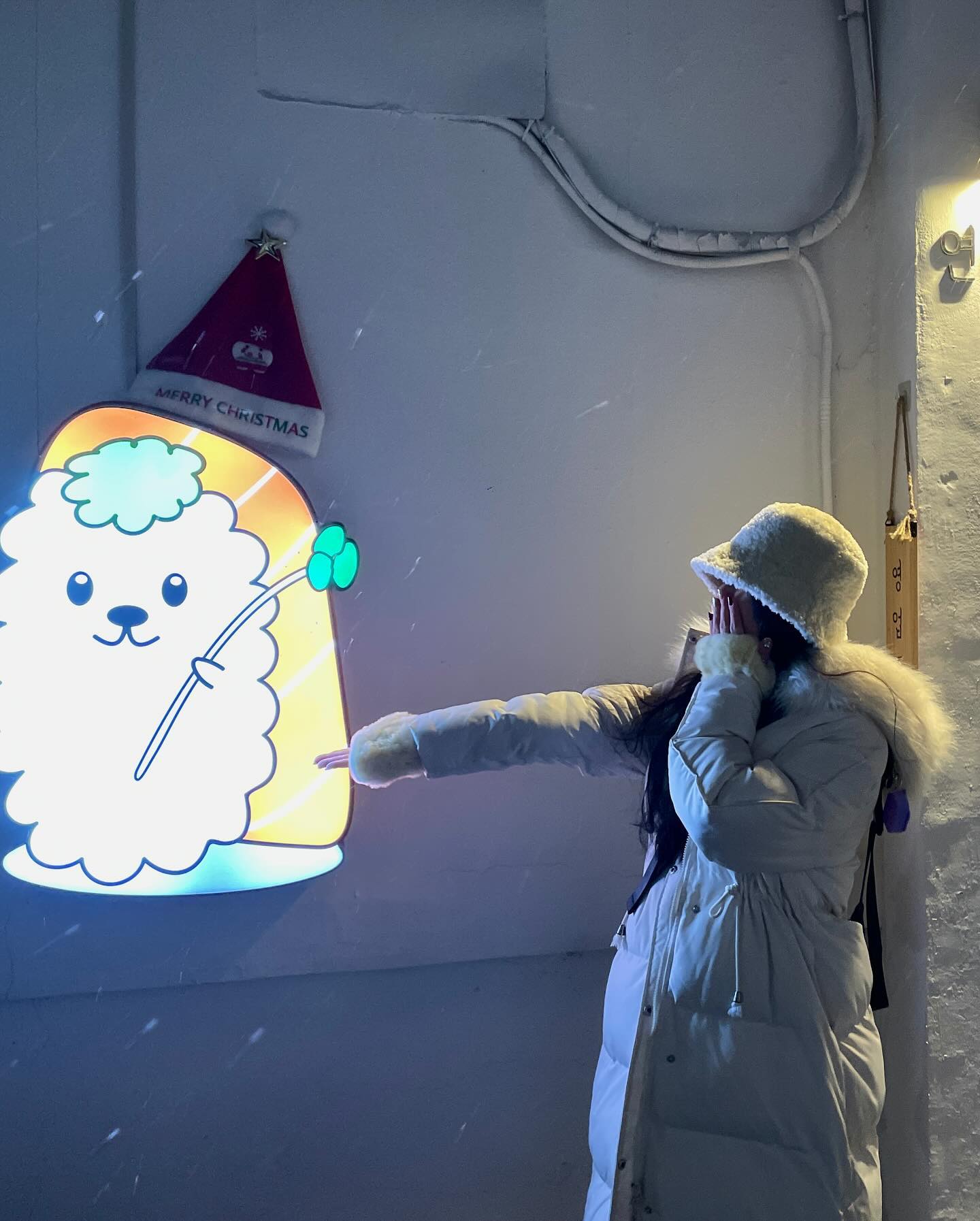 #협찬
메리크리스마스~~!!🎄

새롭고 특별한 연어 메뉴들이 있는 #연어쁘다
연어초밥 캐릭터 넘 귀여운 거 아닌가ㅠㅠㅠㅠㅠ🧡

✔️ 연어후토마끼, 눈꽃연어볼초밥, 우삼겹묵은지파스타

주문한 메뉴 다 대성공 ㅠㅠㅠ
진심 연어들이 입에서 녹아 없어지고
특히 후토마끼와 함께 나오는 소스가 너무 맛있더라구요!!!
다른 메뉴들도 먹어보고 싶어서 담에 또 갈꼬에요😆

깔끔한 인테리어에 합리적인 가격으로
연어 요리를 즐길 수 있는 연어쁘다, 데이트 코스로 추천추천 🤤‼️

#광주 #동명동 #연어쁘다 #광주연어쁘다 #광주맛집 #광주연어 #동명동맛집 #광주연어맛집 #연어초밥 #후토마끼 #연어쁘다광주본점