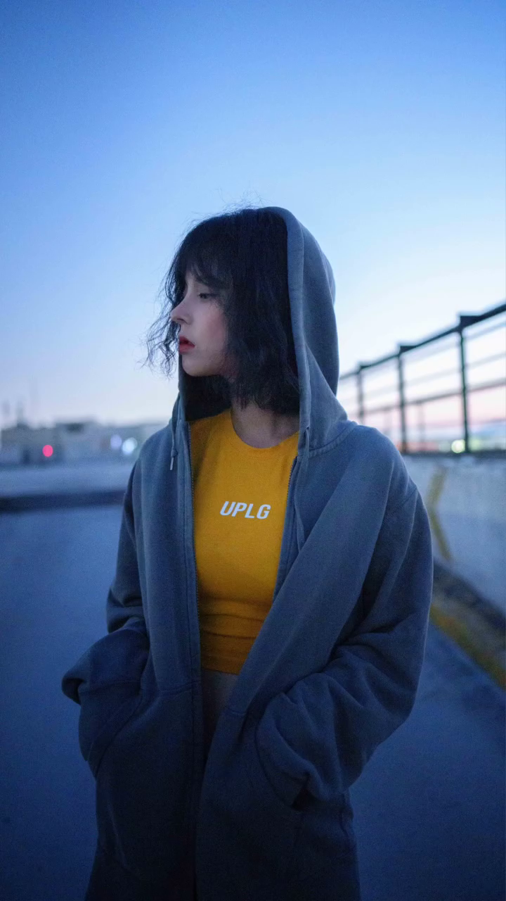 이제 그만 가을 놓아줘야 할 땐가 봐요🥹✨️
어느 가을날 해질녘 🌇

#노을 #가을 #fyp #릴스
