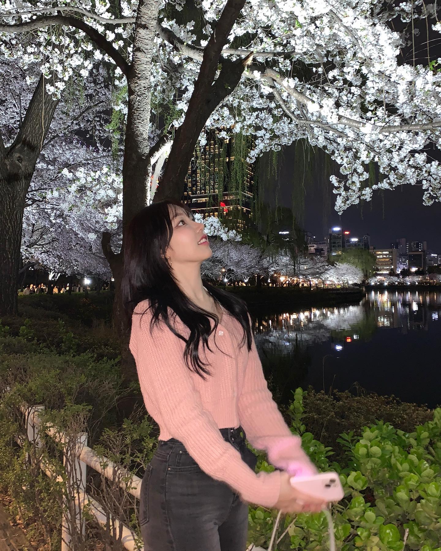 봄린모음⸝⸝◜࿀◝ ⸝⸝
힐링필요이슈로 행복했던 날 업데이투

#석촌호수 #벚꽃명소