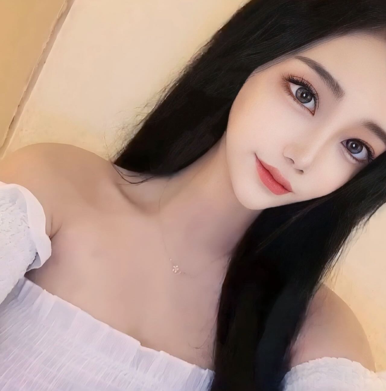 추운 계절이 지나가고 얼른 따듯한 봄이 왔으면🦢🤍