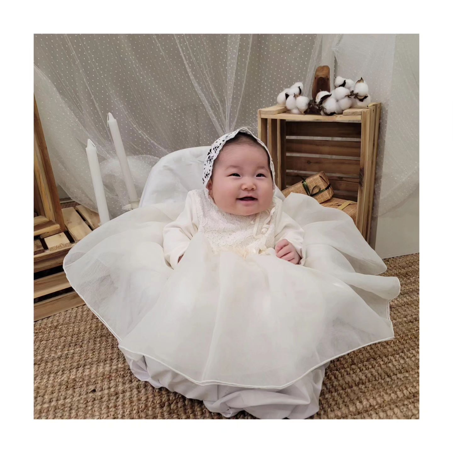 #협찬 광주 신가동에 위치한 셀프 스튜디오 #순간 에 다녀왔어요 : )
기본적으로 한복이 준비되어있고,
다양한 컨셉의 배경이 준비되어있어 예쁘게 찍을 수 있어요ㅎㅎ
기저귀갈이대, 생수, 물티슈, 커피, 담요, 히터 등등 아기와 있으면서 불편함없이 편하게 찍고왔답니다! ㅎㅎ
블루투스리모컨, 카메라삼각대, 스마트폰삼각대도 준비되어있어요!
광주에 계신 인친님들은 한번 다녀오셔도 좋을것같아요💕

#광주셀프스튜디오 #광주스튜디오 #광주베이비스튜디오 #베이비스튜디오 #광주사진관