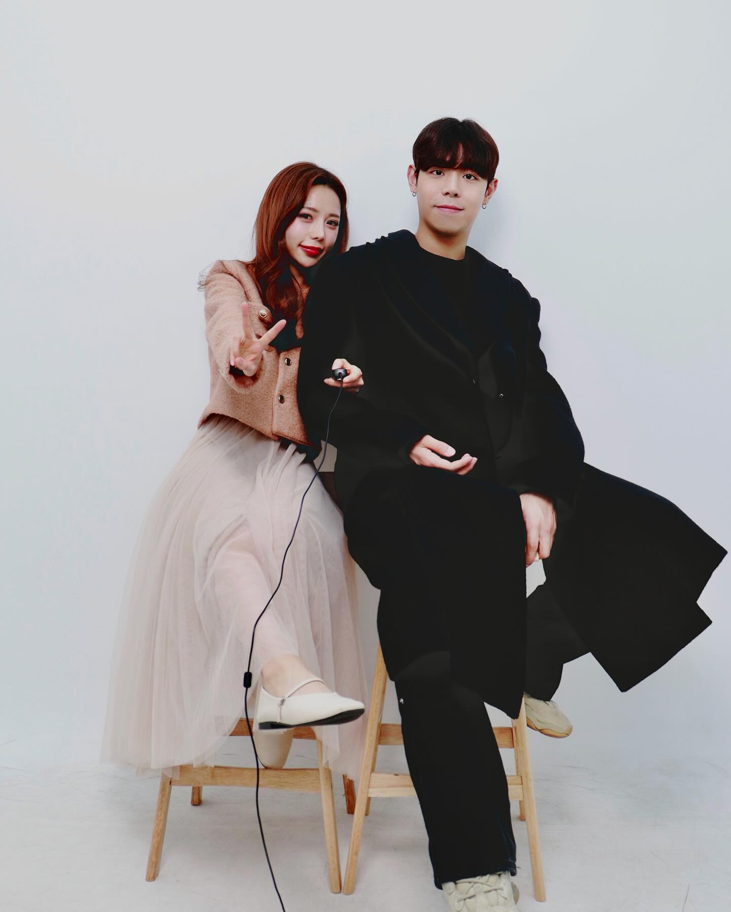 ᰔ 민똥씨와 1주년 ᰔ
오지않을거같은 일주년이 눈앞에 딱 !👀
그 시간동안 아애 싸운적 없다고 하면 거짓말이지만 
생각보다 사이좋게 순항 중인 우리의 연애 (ˊᵒ̴̶̷̤ ꇴ ᵒ̴̶̷̤ˋ)و🩵
스튜디오 예약해서 찍으면 우리그이 𝐾𝑖𝑗𝑢𝑙 할까바 그냥 스튜디오st 셀프사진 ! 만족스러웠땅 ! 📸
디테일 장인 그이의 맘에 쏙 든 자켓 🧥
내가 눈여겨보던 신발 사주는 그이 👟
정말 고마오 ••• 🙏🏻 
앞으로도 더 잘해봅씨당 (灬ºωº灬)♡
#HAPPYDAY #congratulation