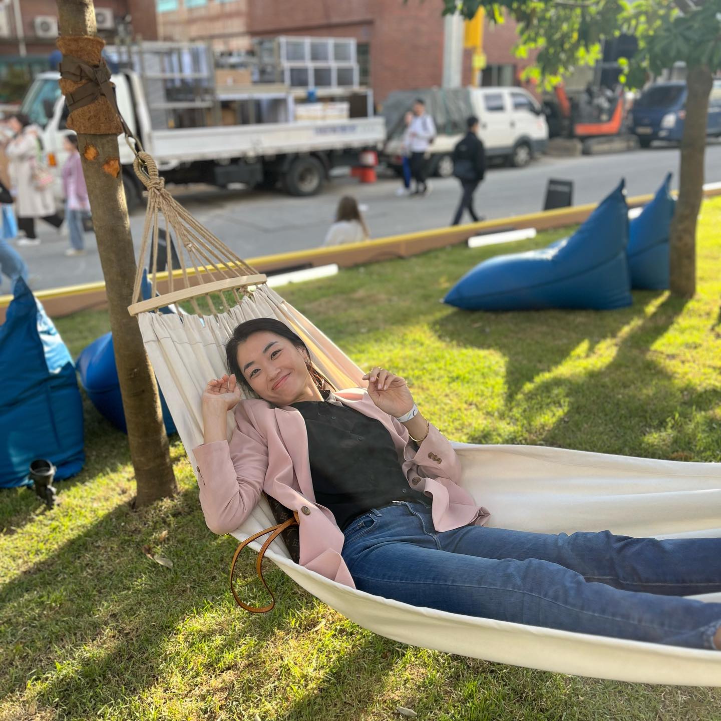 🌤️🍀
깨끗한 하늘 🙂

#일상 #미세먼지없는날 #날씨굿