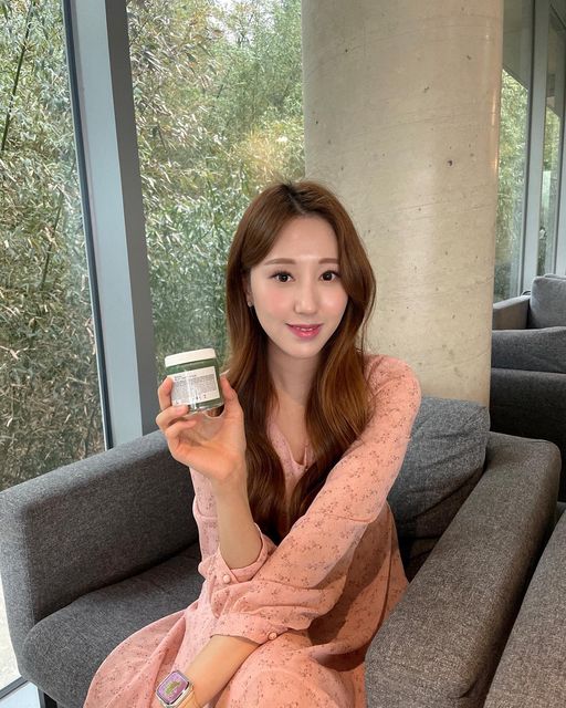 하니쥬 ෆ on Instagram: "#협찬 인님들 안녕하세요🫶🏻 요즘 피곤한 탓에 피부에 뾰루지가 올라오더라구요 😭 뿔난피부를 속전속결로 진정시켜주는 화끈한 욕마스크! 메디클리어 블루탄지