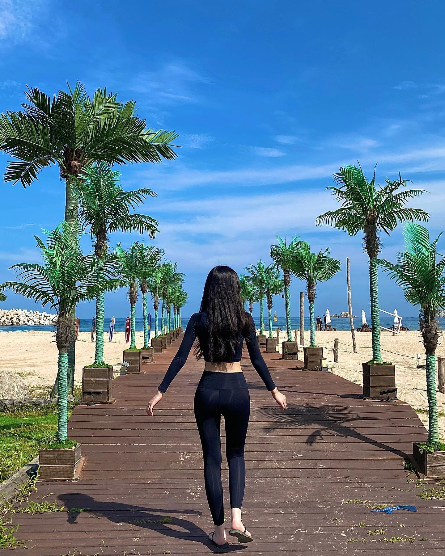 🌊