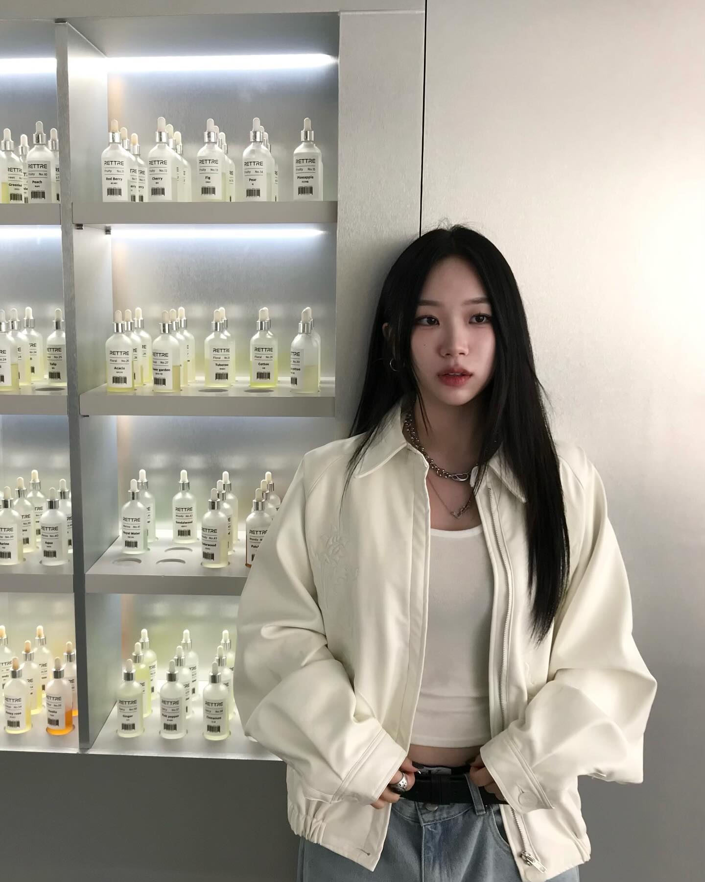 #협찬  내 뇌파를 측정해서 만들어낸 향수,,,👩‍❤️‍💋‍👨🎠🪄 with. shuyxne 

#서울숲 #레트르서울숲 #서울숲공방 #성수향수공방 #서울향수공방 #서울숲데이트 #서울숲나들이 #서울숲핫플#서울숲카페거리 #서울숲놀거리 #서울숲핫플 #원데이클래스 #ootd #selfie