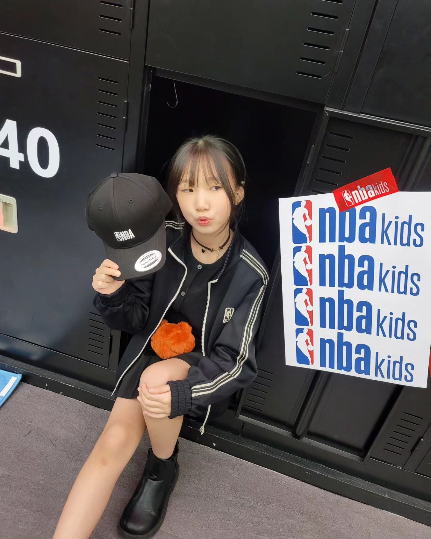 시니 느바루키 오디션 왔어요💚

너무 예쁜친구도 많고
예쁜 포토존도 많고😍

nbakids_kor 
.
.
.
.
.
.
#NBAKIDS #NBA키즈X에스팀 #느바루키오디션 #느바루키 #구공이 #키즈모델 #여아모델 #키즈패션 #kidsmodel #주니어모델 #키즈인플루언서 #키즈셀럽 #키즈서포터즈 #키즈OOTD
#네파키즈 #네파키즈프리덤키즈 #프리덤키즈13기