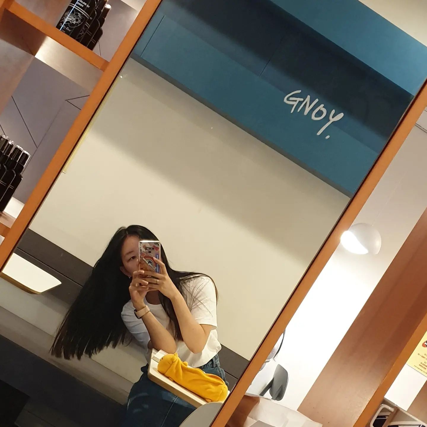 카페에서 혼자 놀기🍦

#지노이서울